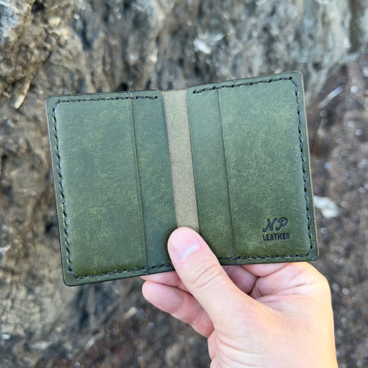 Davison Pueblo Leather Bifold Wallet | Emerald Green